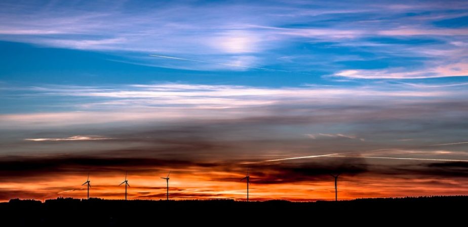 sunset-1786475_1920-1100x550 Enquête publique sur l’exploitation et l’acoustique des éoliennes… Votre avis compte.